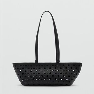 MANGO DIAMOND CUT SHOULDER BAG 

NWT

SOLD OUT
